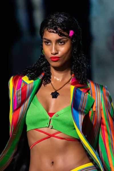 Look 26